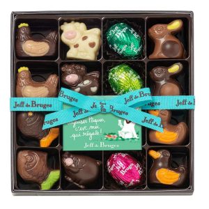 BOITE 12 ANIMAUX  ET 4 ŒUFS FOURRÉS